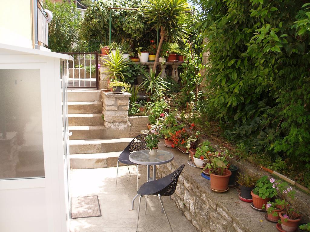 Apartman Arena Appartement Pula Buitenkant foto