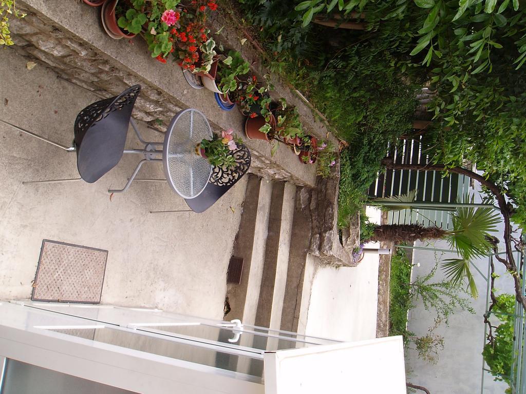 Apartman Arena Appartement Pula Buitenkant foto