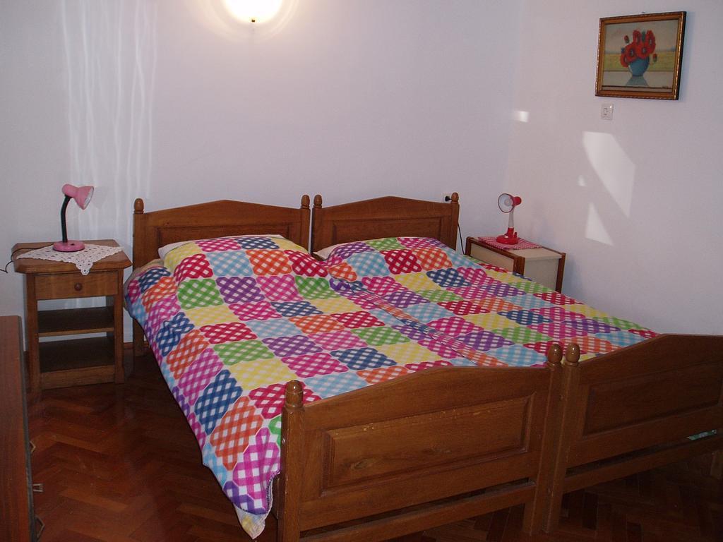 Apartman Arena Appartement Pula Buitenkant foto